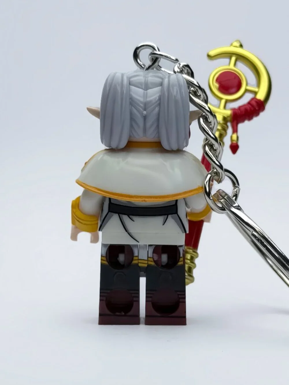 Frieren : Beyond Journey's End Custom Minifigure Keychain